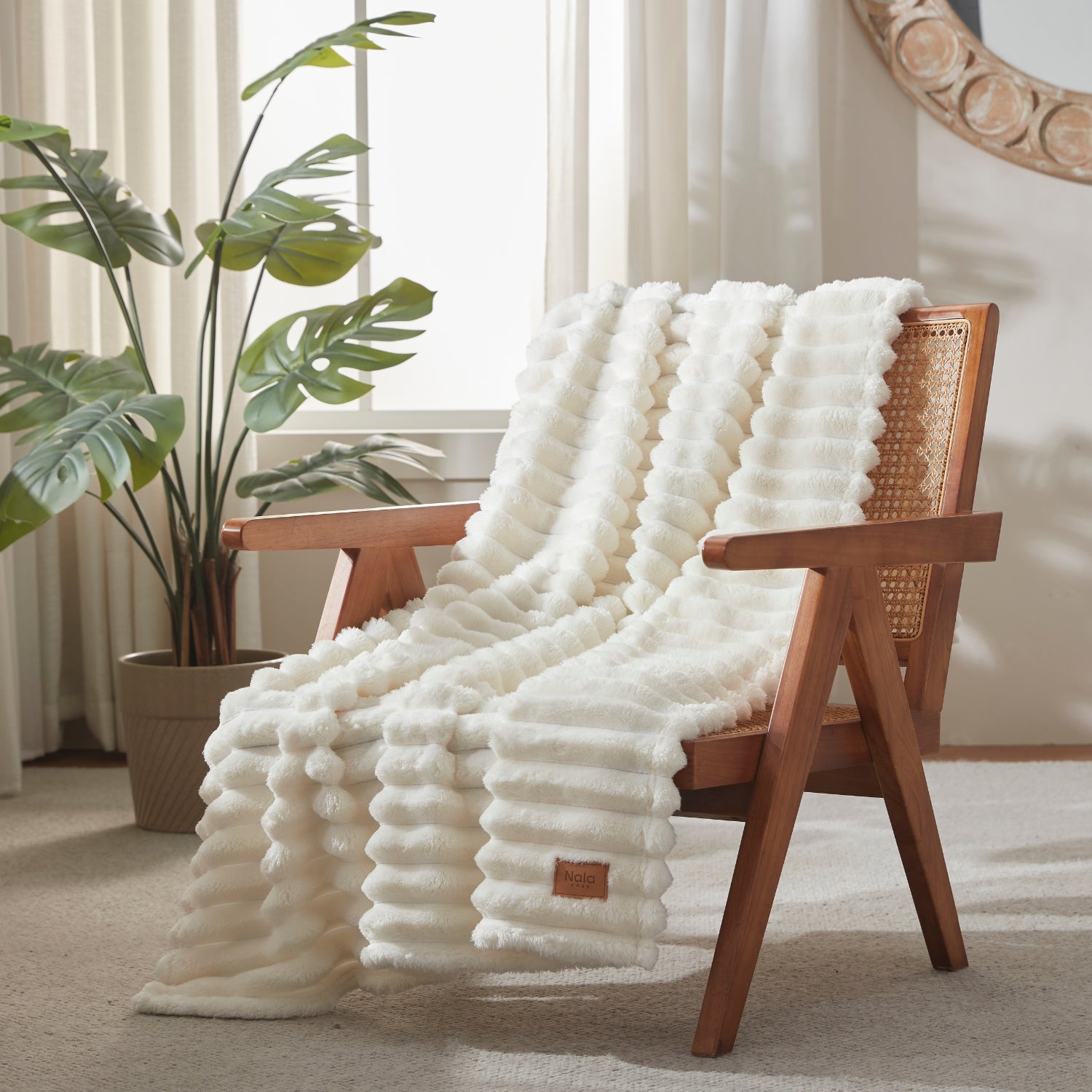 Nala Cozy Fleece Blanket